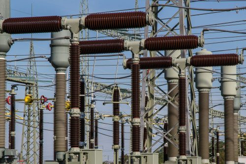 Gray and Black Power Transmission Station: Image used for illustrations only: PHOTO/Pexels
