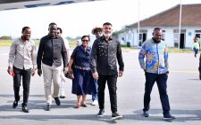 Governor Nassir leads coast delegation to Beryl Odinga’s burial in Bondo