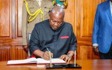 Ghanaian President Mahama salutes Kenyan officers bringing relief to Haiti