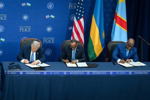 Presidents Paul Kagame of Rwanda and Félix Tshisekedi of the Democratic Republic of the Congo (DRC) . PHOTO@MusaliaMudavadi/x
