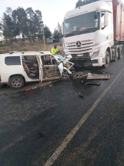 The scene of the fatal road accident at Kedowa along the Kericho-Nakuru Highway on Thursday morning, December 25, 2025. PHOTO/@LimitlessKe95/X