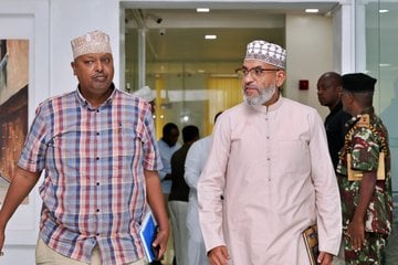 Abdulswammad Nassir in the Friday meeting on Mombasa security status ahead of the December festivities. PHOTO/@A_S_Nassir/X