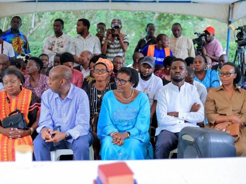 Winnie Byanyima (in blue) alongside Bobi Wine and his wife during a gathering at Kizza Besigye’s home in Kasangati. PHOTO/https://www.facebook.com/Bobi Wine