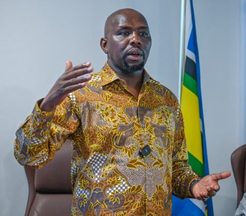 Interior Cabinet Secretary Kipchumba Murkomen during a consultative meeting with Members of Parliament from all six coastal counties on January 16, 2025. PHOTO/https://www.facebook.com/OnesimusKipchumbaMurkomen