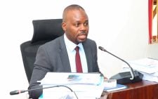 Senator Kajwang explains lessons Kenyan politicians can learn from Keir Starmer’s resignation as UK PM