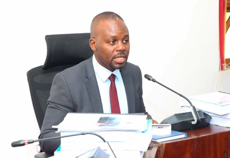 Senator Kajwang explains lessons Kenyan politicians can learn from Keir Starmer’s resignation as UK PM