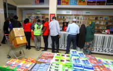 Govt advises parents on travel plans ahead of school reopening