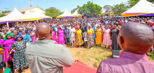 President William Ruto's aide Farouk Kibet addressing residents during an Empowerment forum at Kisuluni Chief's Camp, Kikumbulyu North Ward, Kibwezi West, Makueni County on Saturday, January 31, 2026. PHOTO/https://web.facebook.com/farouk.t.kibet/