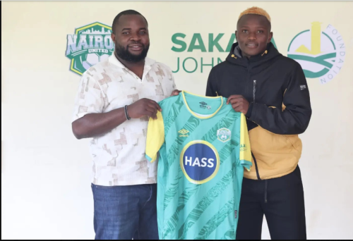 John Njuguna (R) unveiled as a Nairobi Unitrd player on Monday, January 5, 2026. PHOTO/@nairobiunitedfc/X
