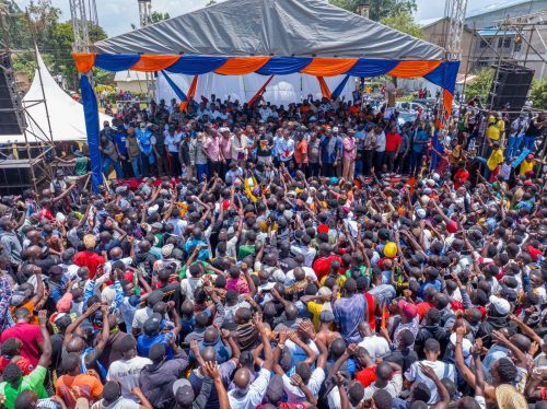 Members of the public during the Linda Mwananchi tour in Western on Saturdsy, February 21, 2026. PHOTO/https://www.facebook.com/EdwinWSifuna