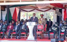 Ruto announces salary increment for prison wardens