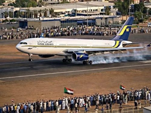 People welcomed the “Sudanair” aircraft at Khartoum International Airport on its first flight since the war. PHOTO/@umutcagrisariii/X