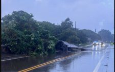 Thousands evacuated as Hawaii faces worst flooding in 20 years