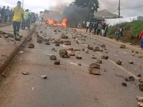 Meru road barricades. PHOTO@skmusyoka/X
