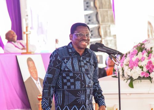 Siaya Governor James Orengo while speaking during the funeral of the late Daniel Karaba in Kirinyaga County. PHOTO//https://www.facebook.com/profile.php?id=100044525912485