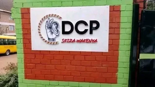 A section of the Democracy for the Citizens Party headquarters showing the ‘Skiza Wakenya’ slogan painted on the wall. PHOTO/@lindahoguttu/X