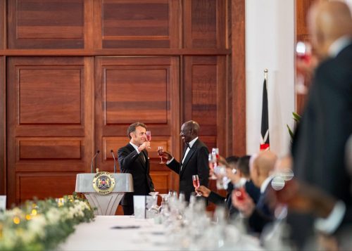 President William Ruto and his French counterpart Emmanuel Macron during the state banquet at State House, Nairobi. PHOTO/@UrugwiroVillage/X