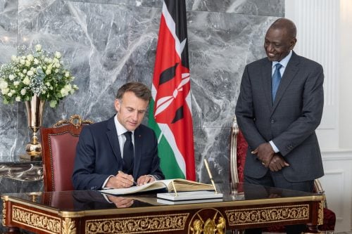 President William Ruto welcomes French President Emmanuel Macron at State House, Nairobi, on Sunday, May 10, 2026. PHOTO/@WilliamsRuto/X