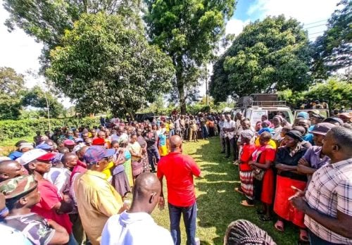 Vihiga Senator Godfrey Osotsi conducting a security meeting following the killing of a boda boda. PHOTO//Enock Amukhale