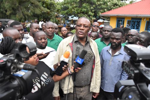 Eliud Owalo speaks during the requiem mass of football legend Allan Thigo at Mama Grace Onyango Social Hall in Kisumu. PHOTO/Viola Kosome
