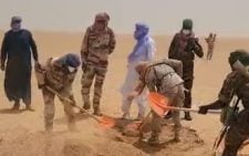 Nearly 50 people die of thirst in Sahara desert after lorry breaks down
