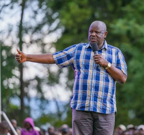 Bomet's first governor, Isaac Rutto speaking during a past event. PHOTO/https://www.facebook.com/IsaacRuttoGov/photos