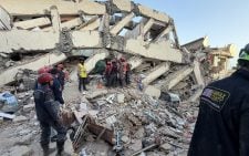 Venezuelans dig for earthquake survivors as death toll rises to 1,430