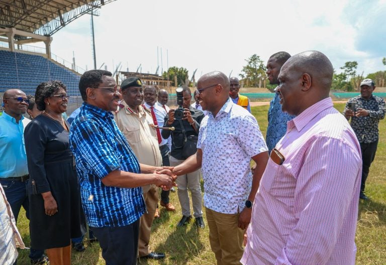 Orengo hosts senior govt officials as they inspect development projects in Siaya