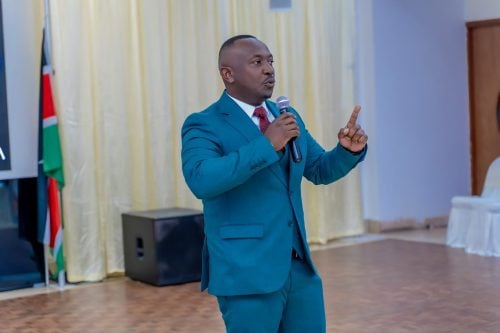 Fanya Mambo Kinuthia during a past incident. PHOTO/https://web.facebook.com/fanyamambo.kinuthiabombardier