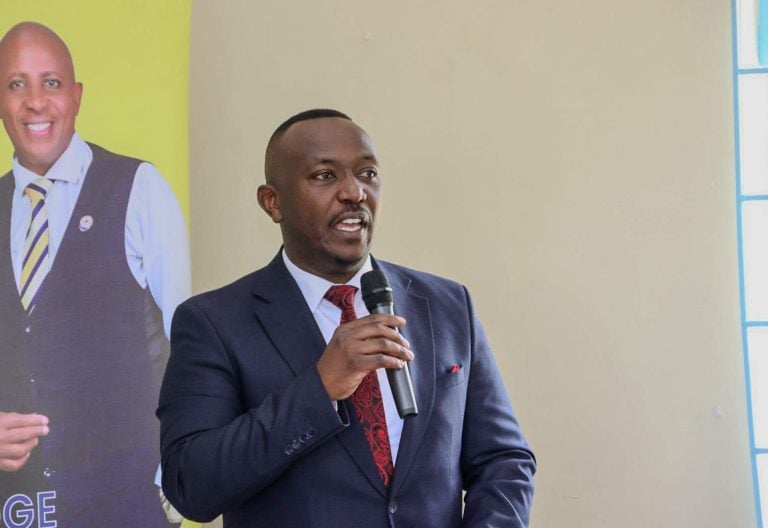 Fanya Mambo questions govt after dishing out GoK-branded mattresses in Ol Kalou