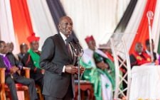 Ruto donates Ksh12M to school, church during Meru funeral