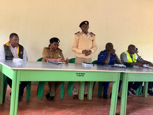 Tharaka Nithi Commissioner David Gitonga speaking during the meeting. PHOTO/@KeNHAKenya/X