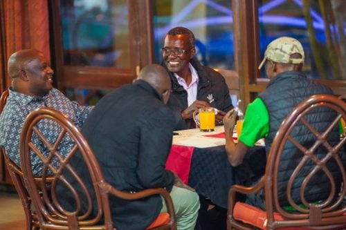 Former Chief Justice David Maraga holds indoor talks with Vihiga Senator Godfrey Osotsi and Murang'a Governor Irungu Kang'ata ahead of the Kisii Linda Mwananchi rally. PHOTO//@dkmaraga/X