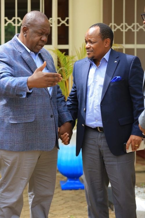 Fred Matiang'i meets with Nyeri County Jubilee Party Leaders in a bid to strengthen the political party ahead of 2027 poll. PHOTO/@RealMatiangi/X