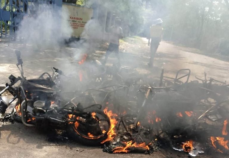 Motorbikes burnt as suspected goons disrupt Orengo, Sifuna event in Kisumu