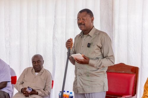 Moses Wetang’ula during a consultative meeting with members of the Abafofoyo (Mareba) Cultural Group from the Amarachi Clan. PHOTO/@HonWetangula/X