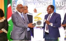 Governor Ottichilo confers municipality status on Kaimosi and Luanda towns