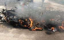 One killed, 9 motorcycles torched as chaos rock Orengo-Sifuna’s church meeting