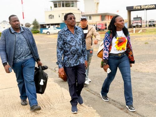 James Orengo leaves Nairobi for Trans Nzoia while in the company of Faith Odhiambo, Brian Weke and Willis Raburu, ahead of the Trans Nzoia Linda Mwananchi tour. PHOTO/@orengo_james/X