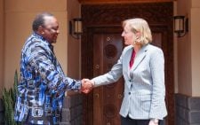 Uhuru hosts top US diplomat at Ichaweri home