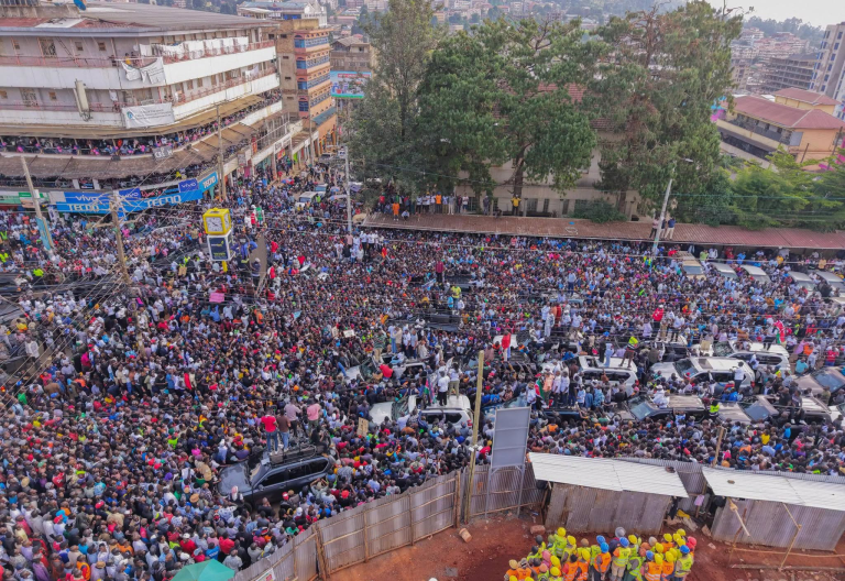 PHOTOS: Linda Mwananchi brings Kisii Town to a standstill