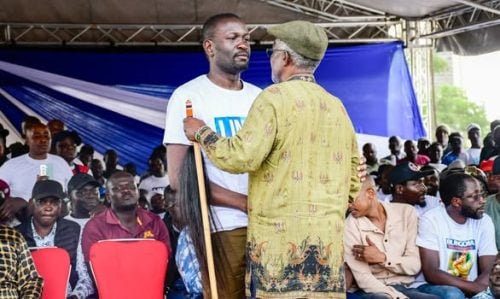 Former Webuye MP Musikari Kombo greating Nairobi Senator Edwin Sifuna during a Linda Mwanannchi rally at Bungoma Posta Grounds. PHOTO//https://www.facebook.com/EdwinWSifuna